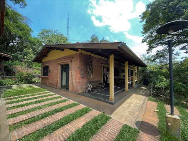 #878 - Casa para Venda em Cotia - SP - 1