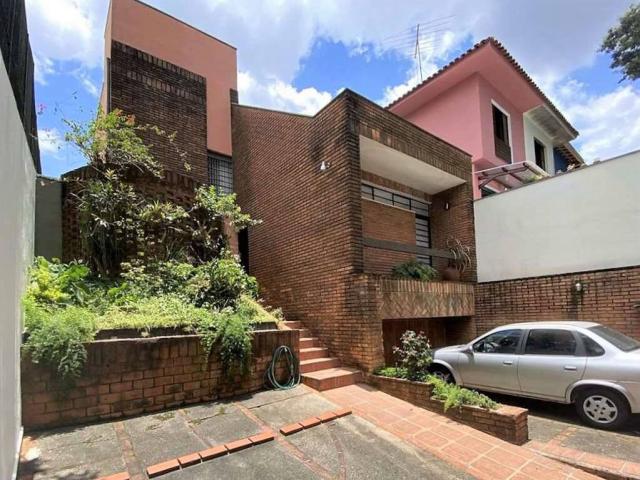 #894 - Casa para Venda em São Paulo - SP - 2