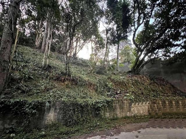 Terreno em Rua Fechada para Venda em Carapicuíba - 4